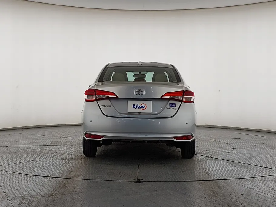 2022 Toyota Yaris  Y 