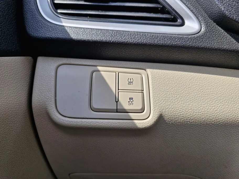 2023 Hyundai Accent Smart 