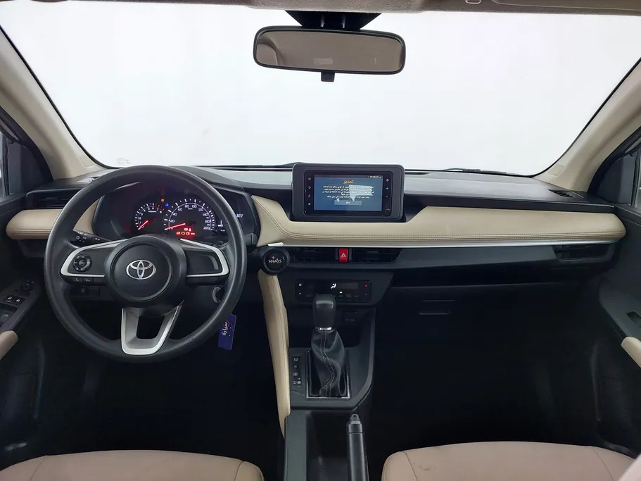 2023 Toyota Yaris  Y 