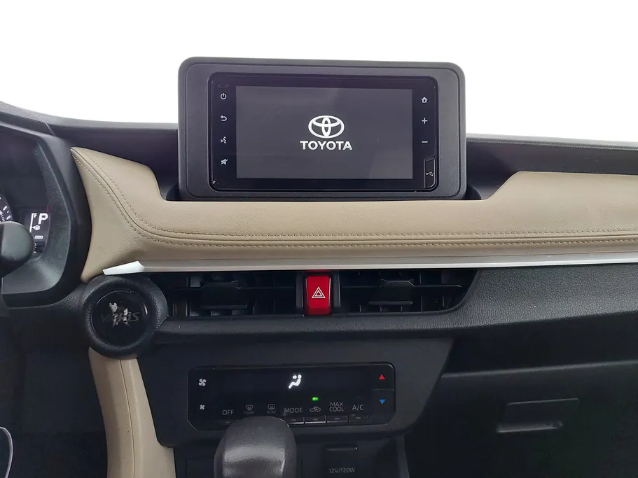 2023 Toyota Yaris  Y 