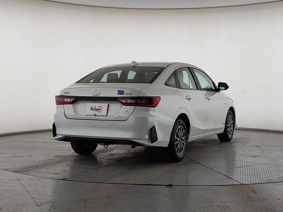 2023 Toyota Yaris  Y 