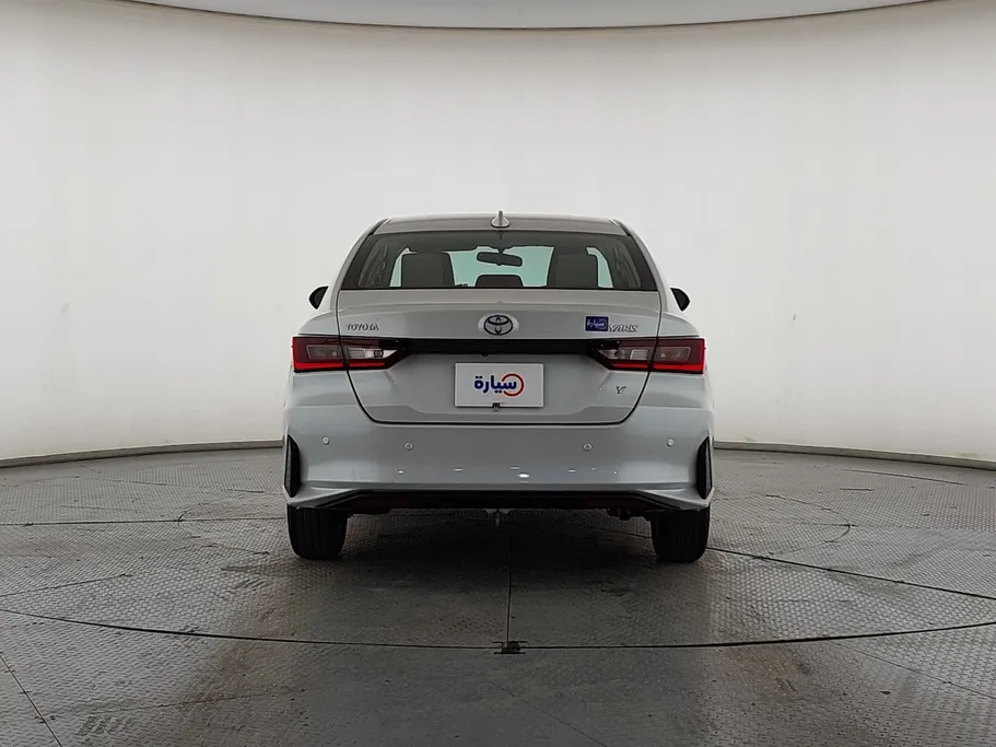 2023 Toyota Yaris  Y 