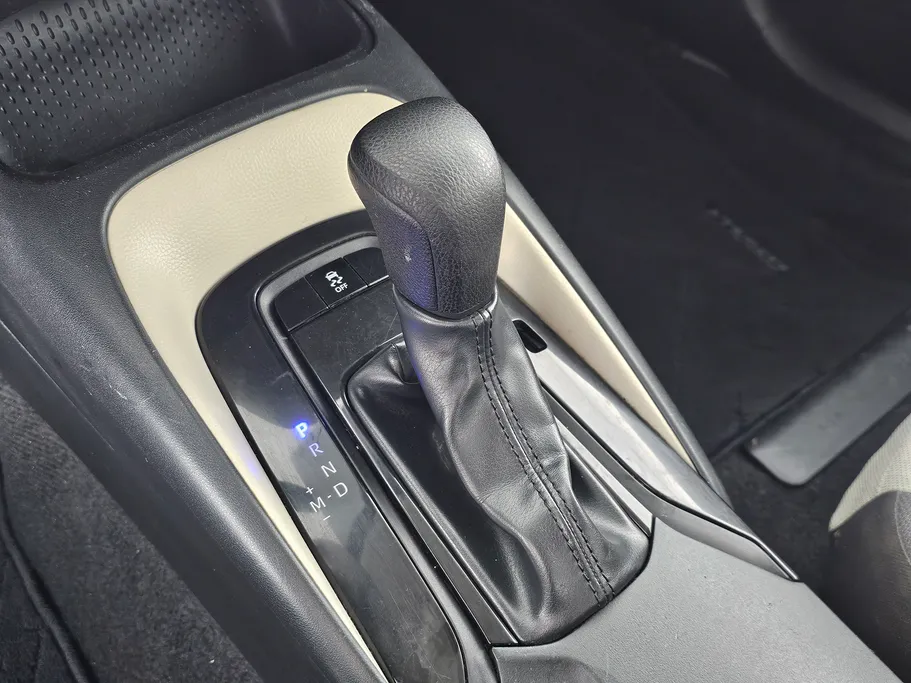 تويوتا كورولا XLI 2023 