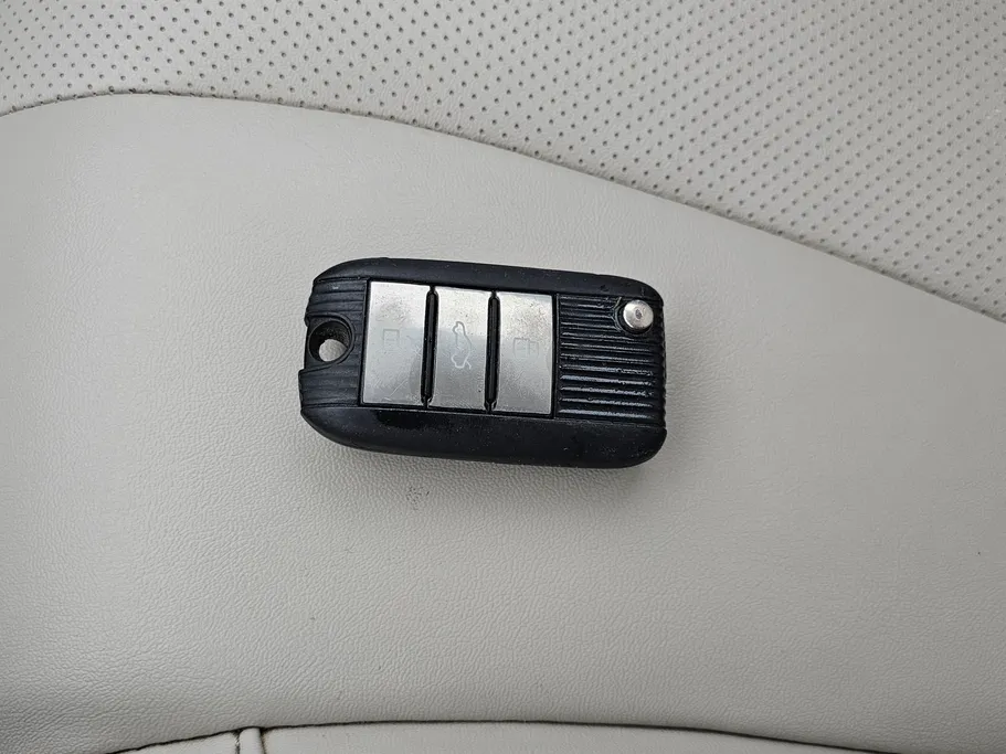 ام جي 5 LUX 2023 