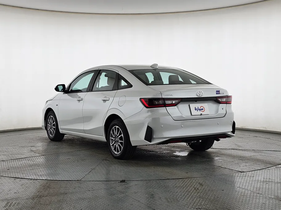 تويوتا يارس Y 2023 