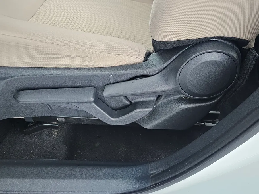 تويوتا يارس Y 2023 