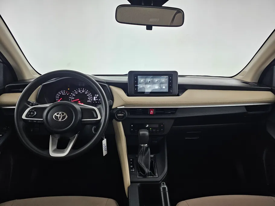 تويوتا يارس Y 2023 