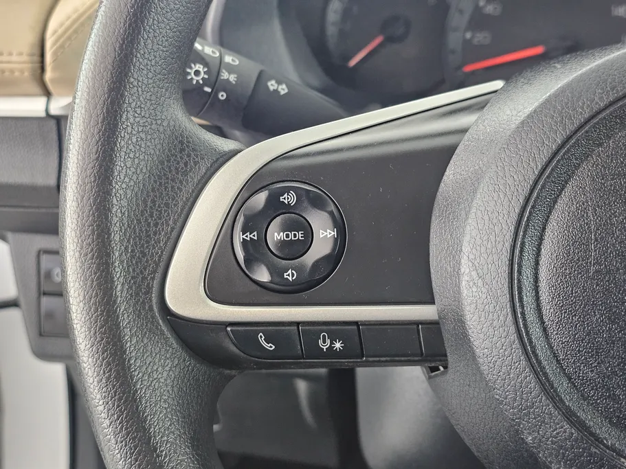 تويوتا يارس Y 2023 