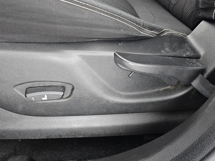 2023 Chevrolet Groove LT 