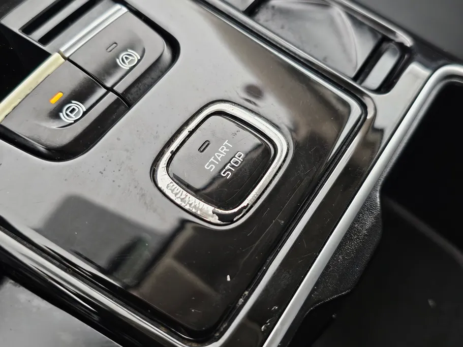 2023 FAW Bestune T77  