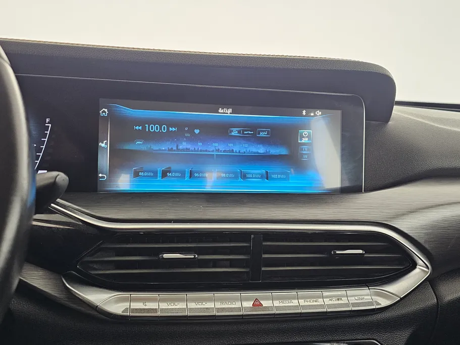 2023 FAW Bestune T77  