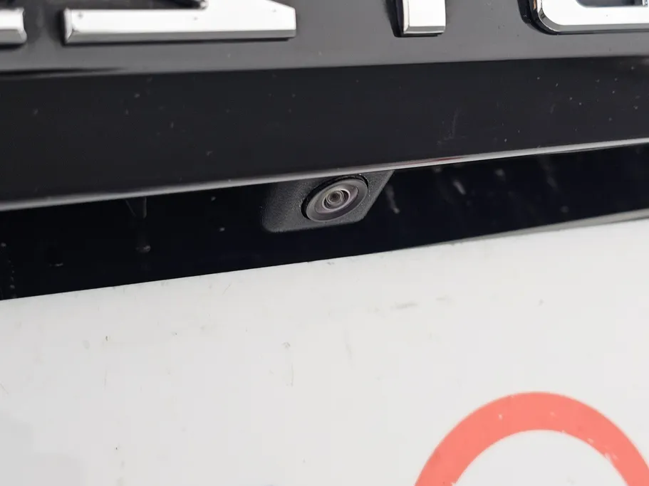 2023 FAW Bestune T77  