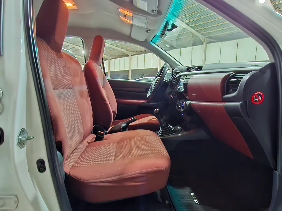 2021 Toyota Hilux GLX 