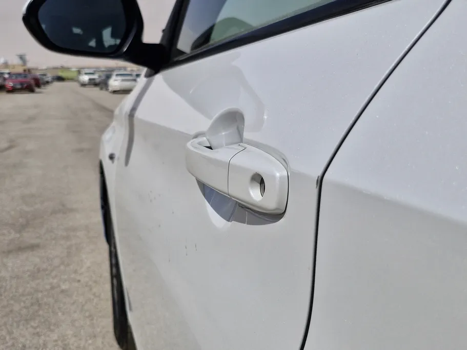 تويوتا يارس Y 2023 