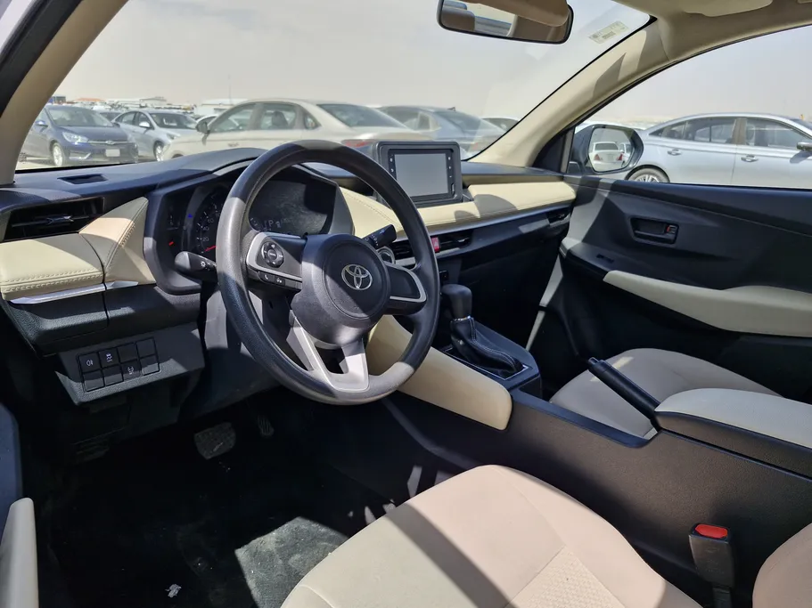 تويوتا يارس Y 2023 