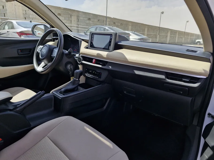 تويوتا يارس Y 2023 