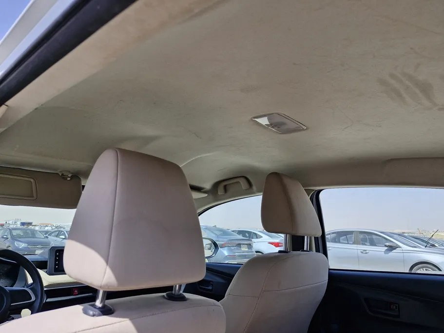 تويوتا يارس Y 2023 