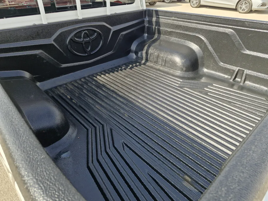 تويوتا هايلكس GL2 2024 