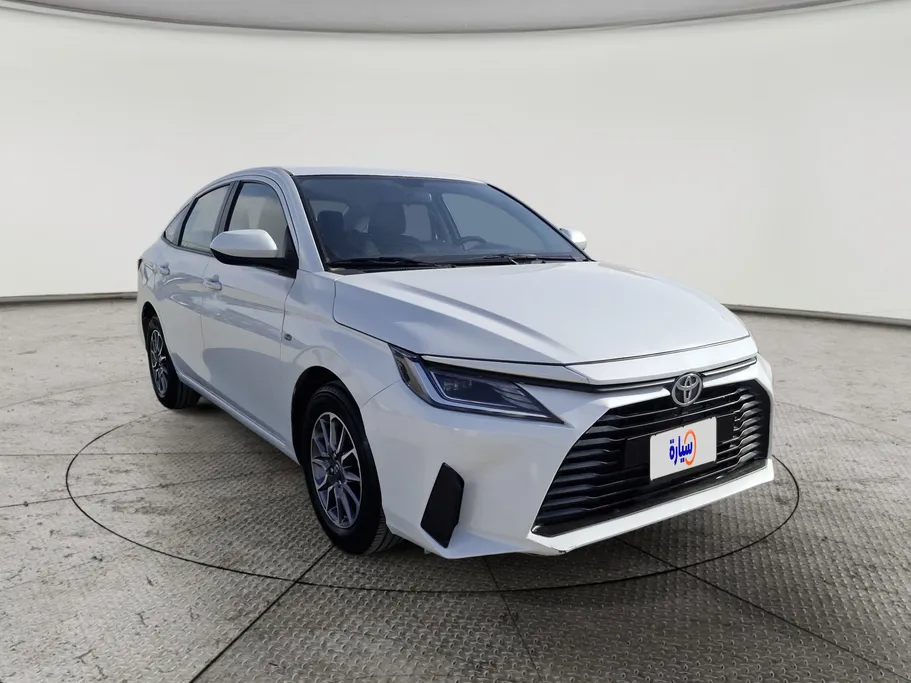 2024 Toyota Yaris  Y 