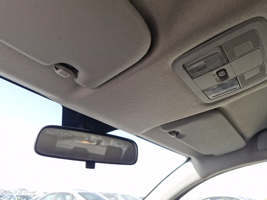 2024 Toyota Yaris  Y 