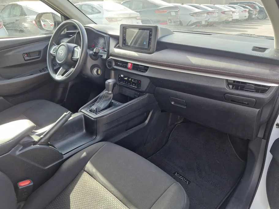 2024 Toyota Yaris  Y 