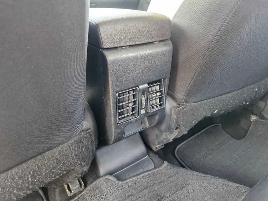 2024 Toyota Yaris  Y 