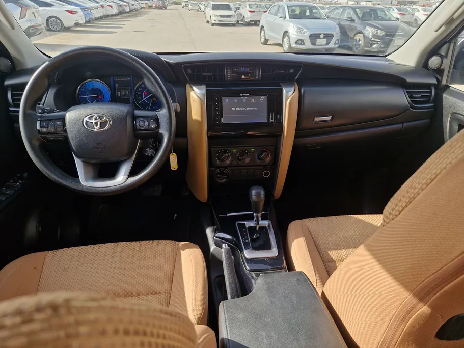 تويوتا فورتشنر GX 2021 