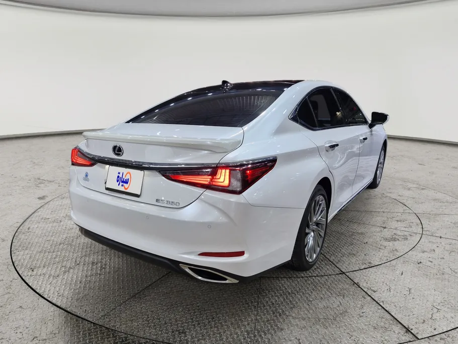 2025 Lexus ES 350 