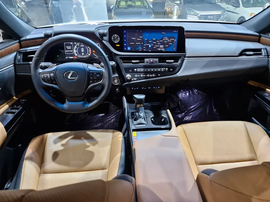 2025 Lexus ES 350 