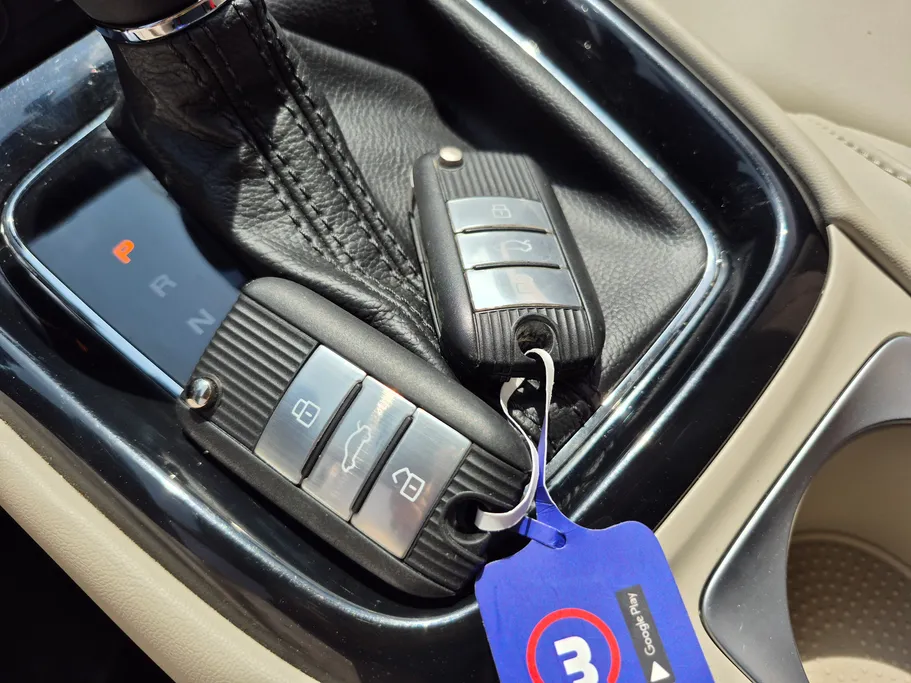 2024 MG 5 LUX 