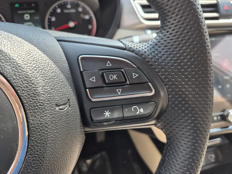 2024 MG 5 LUX 