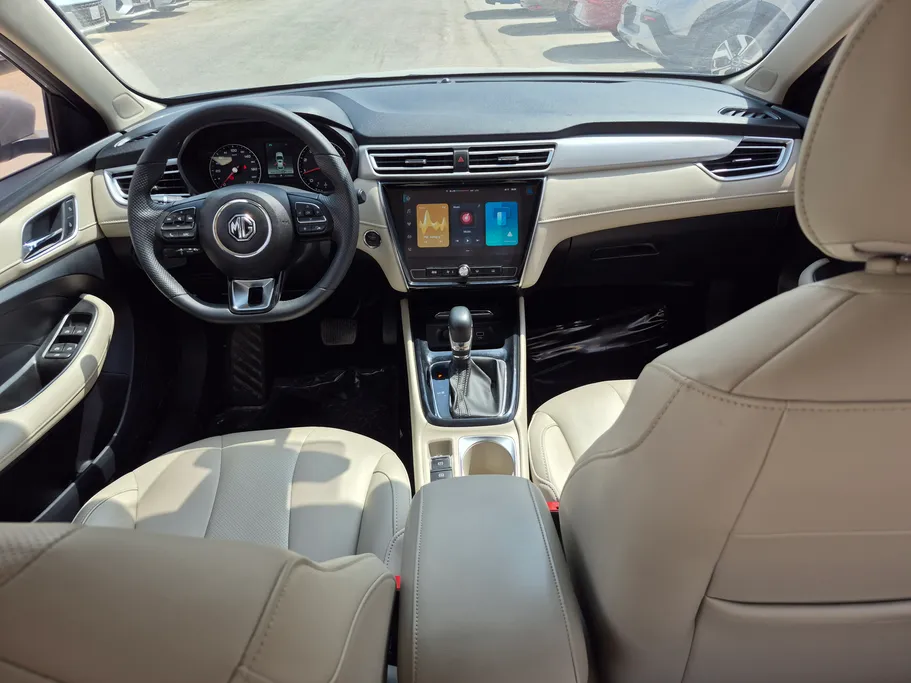 2024 MG 5 LUX 