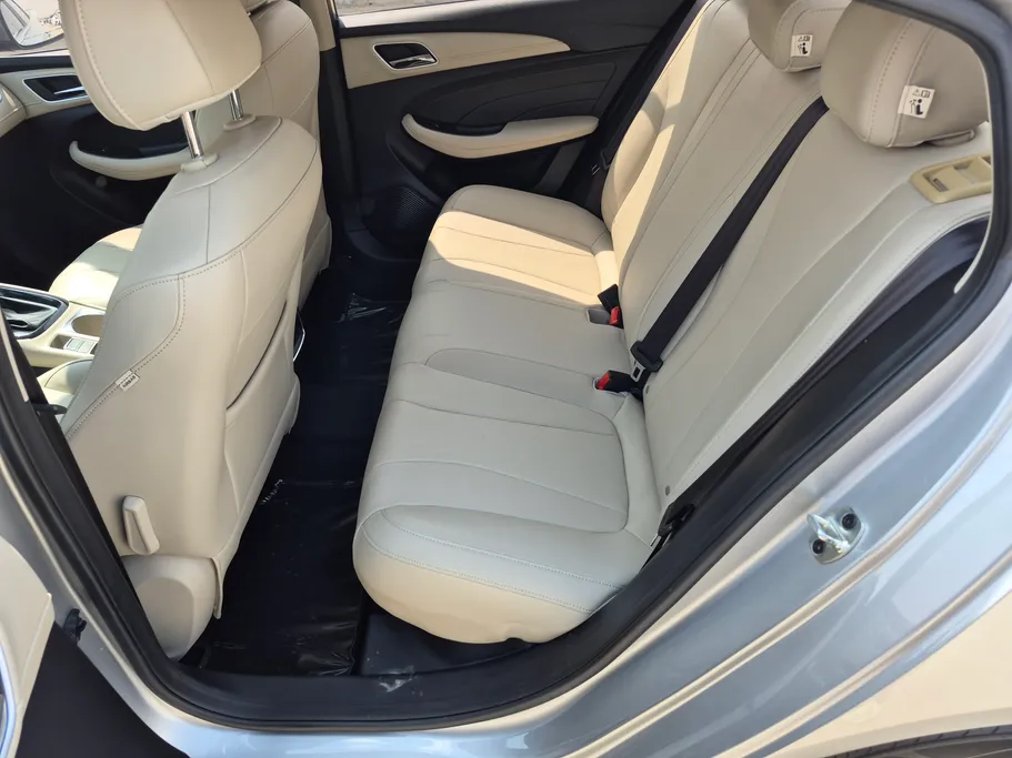 2024 MG 5 LUX 