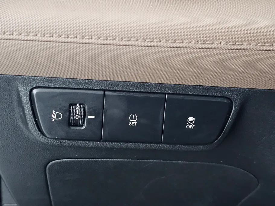 هيونداي اكسنت سمارت 2024 