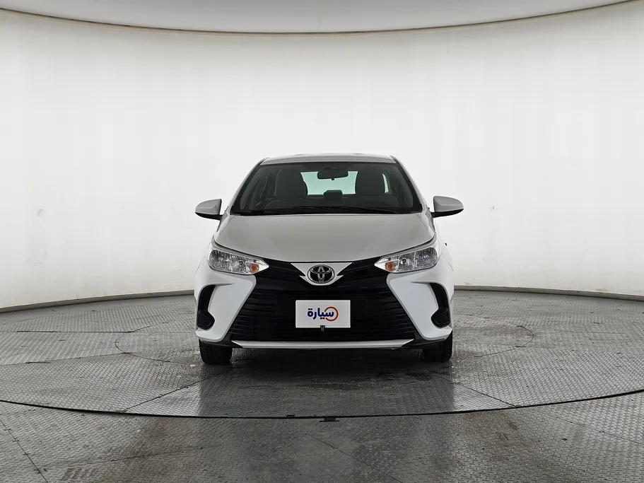 2022 Toyota Yaris  Y 
