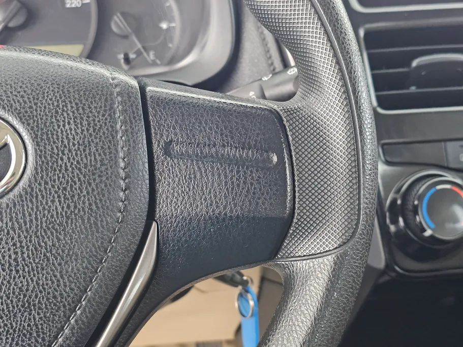 2022 Toyota Yaris  Y 