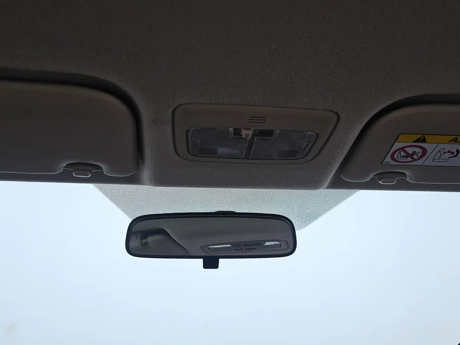 2022 Toyota Yaris  Y 