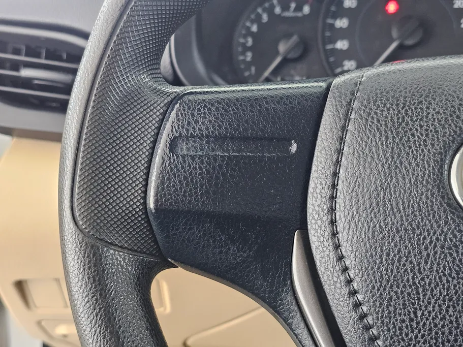 2022 Toyota Yaris  Y 