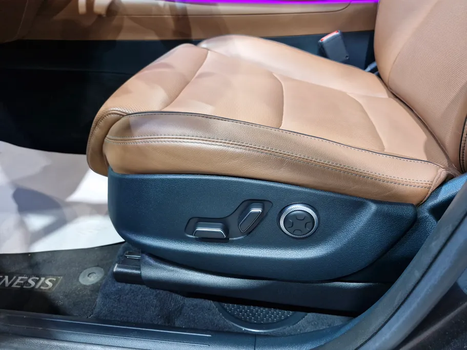 2024 Genesis GV70 Prestige 