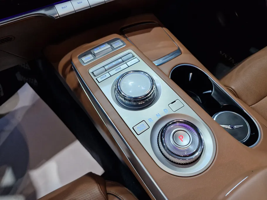 2024 Genesis GV70 Prestige 