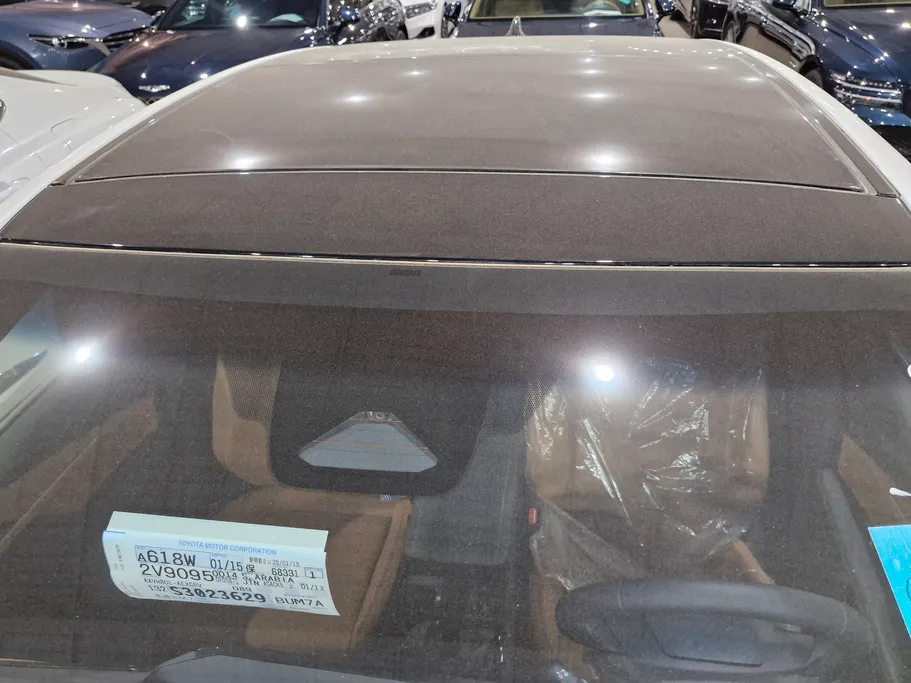 2025 Toyota Camry  LUMIERE HEV 