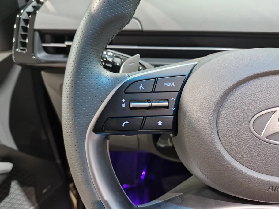 2025 Hyundai Staria VIP 