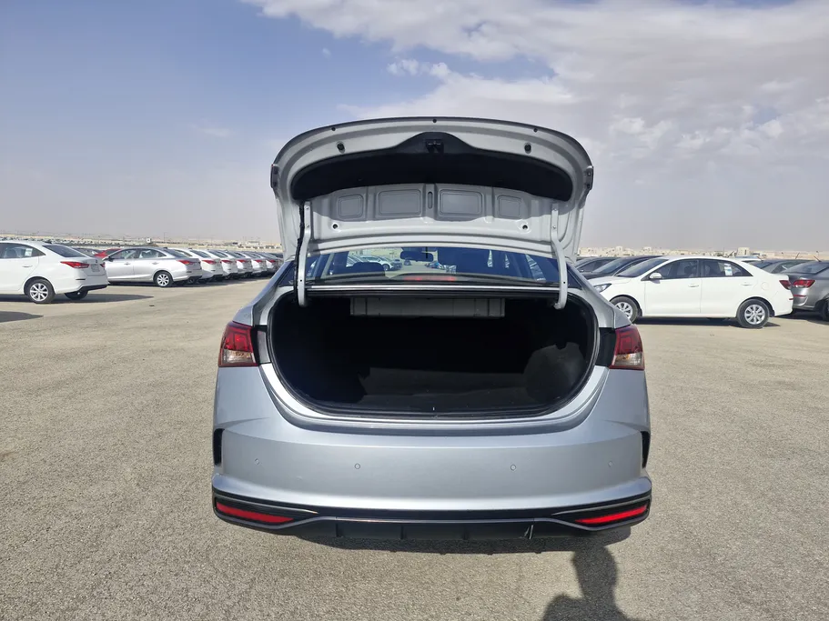 هيونداي اكسنت سمارت 2023 