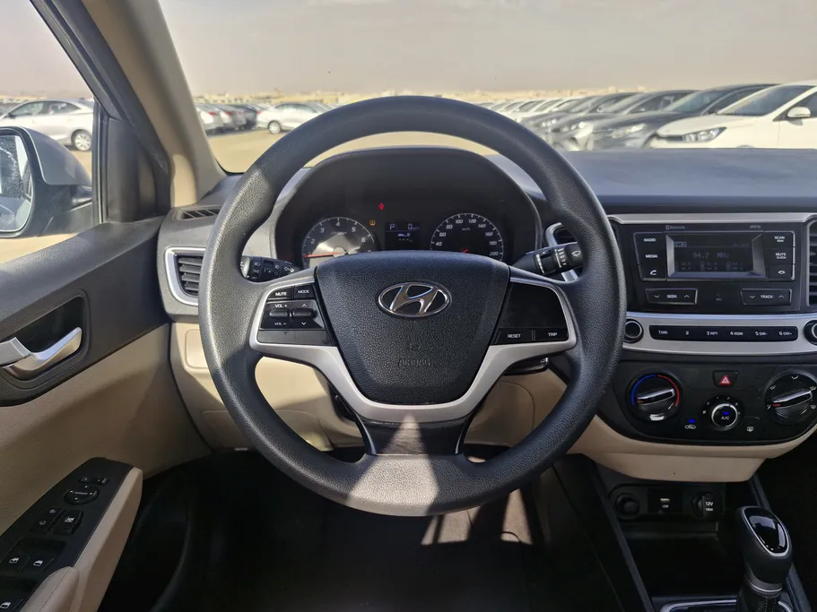 هيونداي اكسنت سمارت 2023 