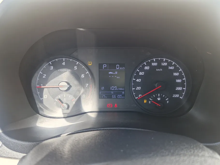 هيونداي اكسنت سمارت 2023 