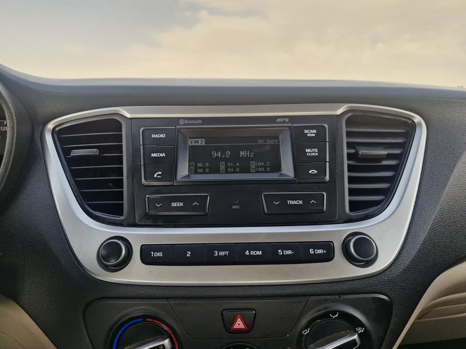 هيونداي اكسنت سمارت 2023 