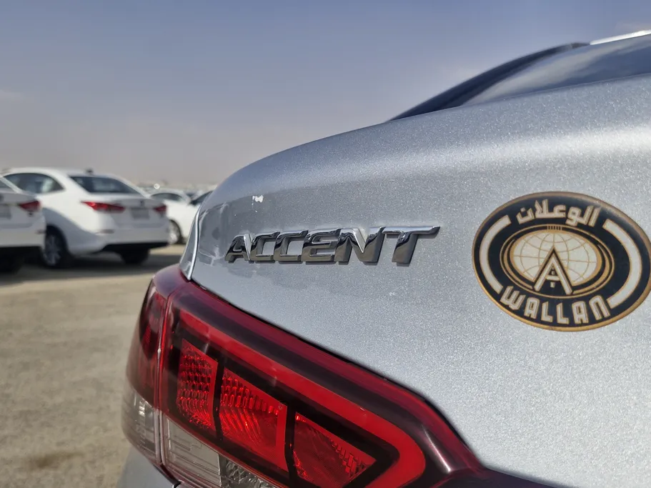 هيونداي اكسنت سمارت 2023 