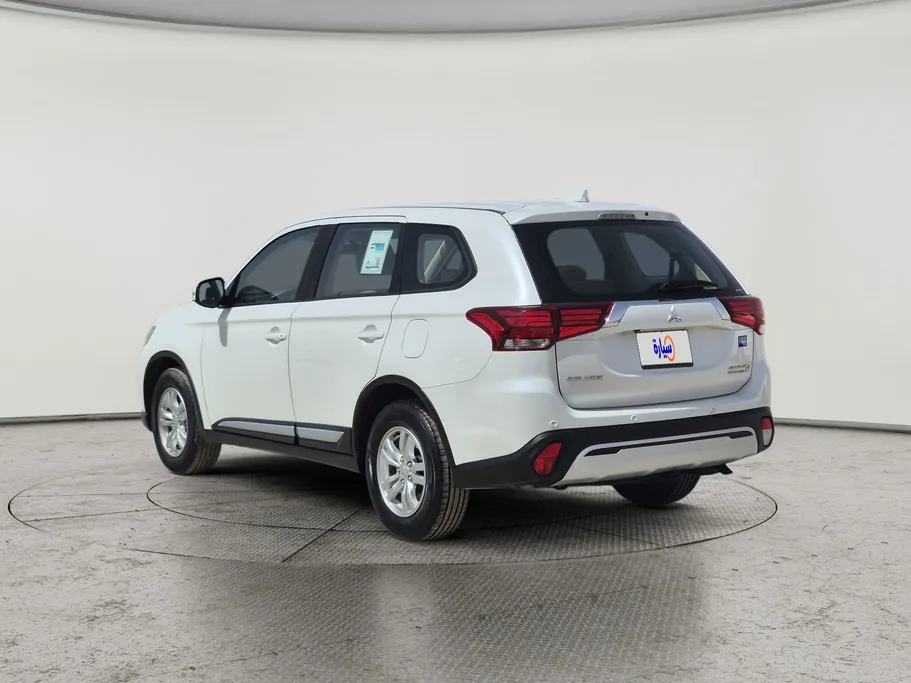 2020 Mitsubishi Outlander LL 