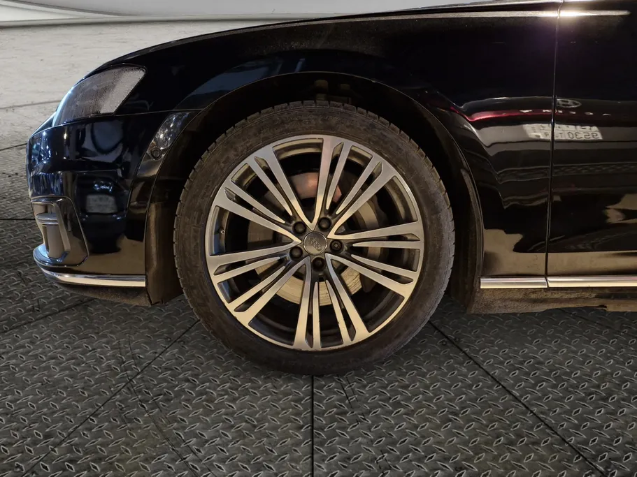2019 Audi A8  