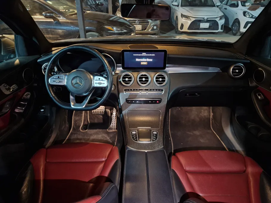 2020 Mercedes GLC 200 